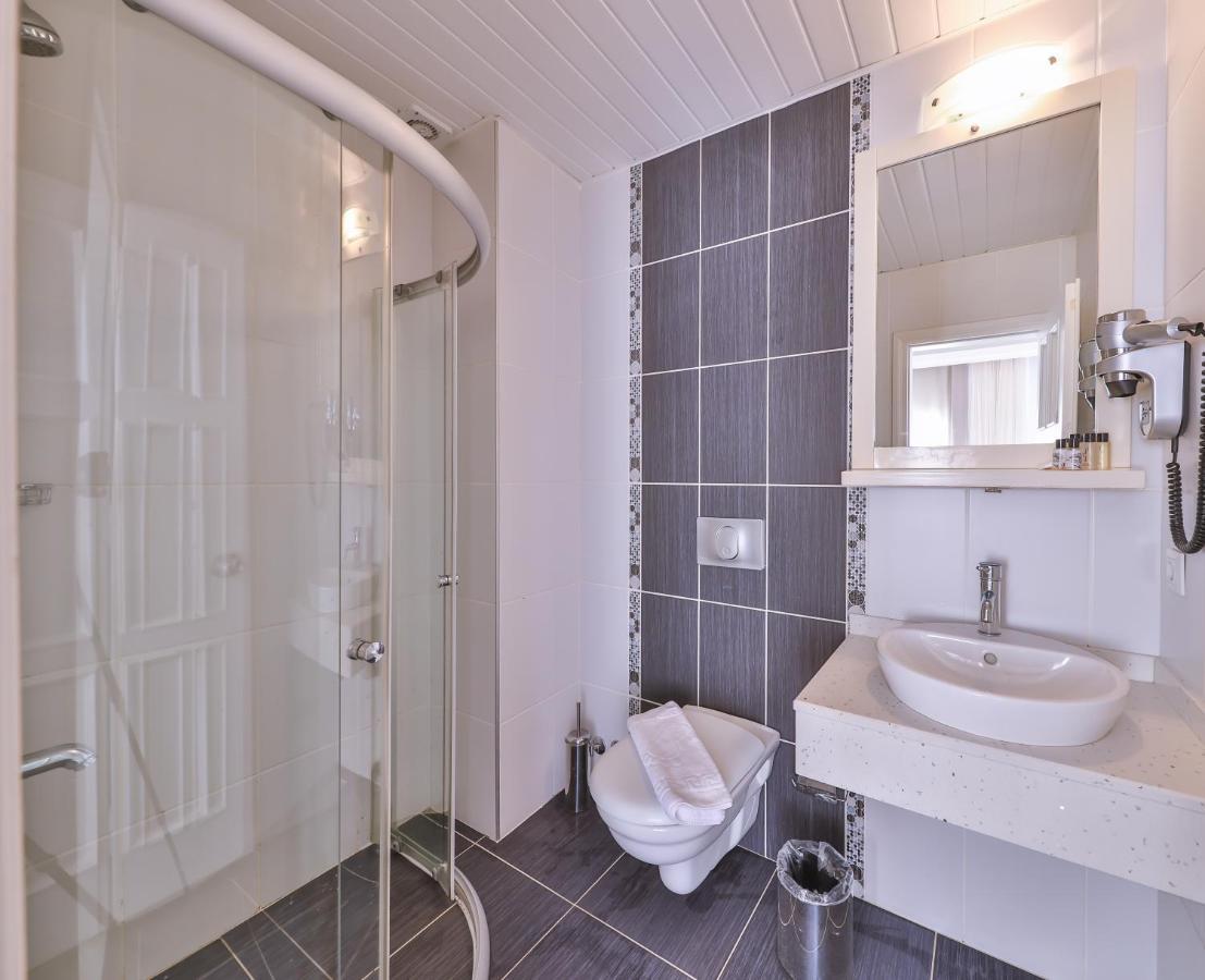 Belinda Hotel Каш Екстериор снимка