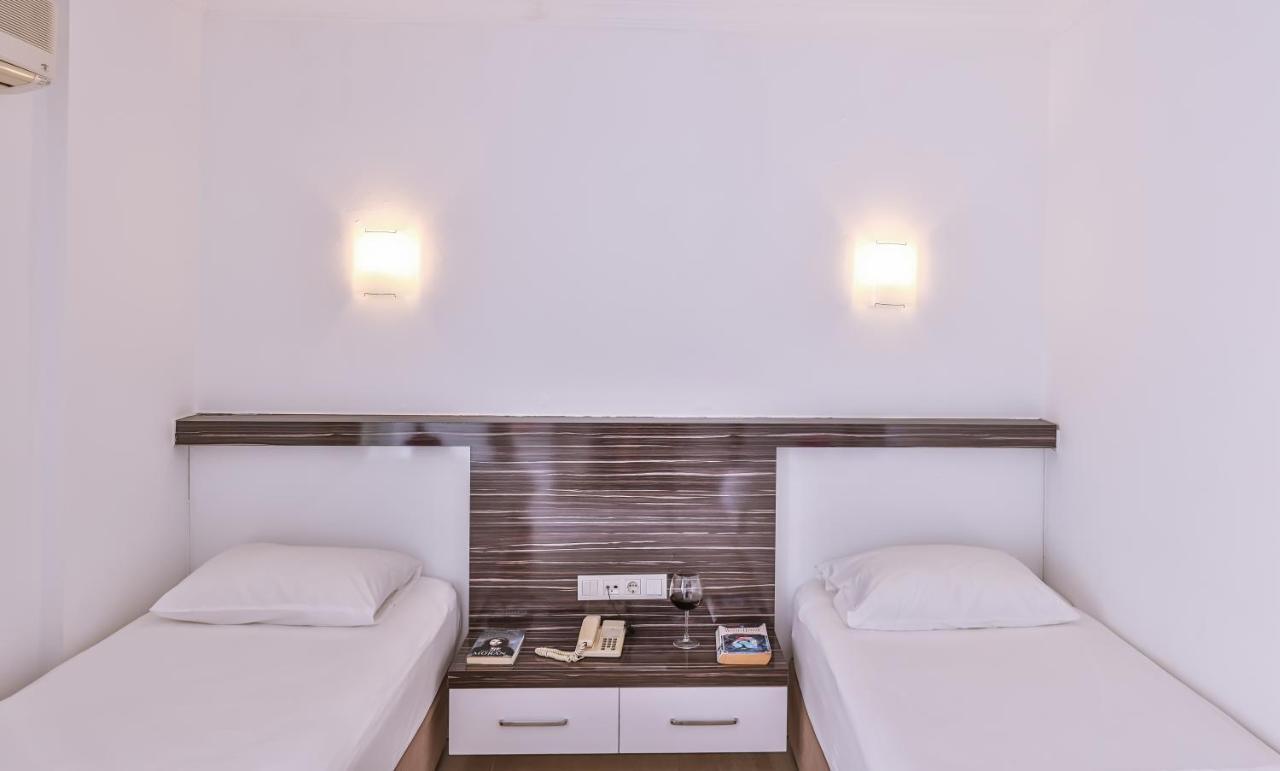 Belinda Hotel Каш Екстериор снимка