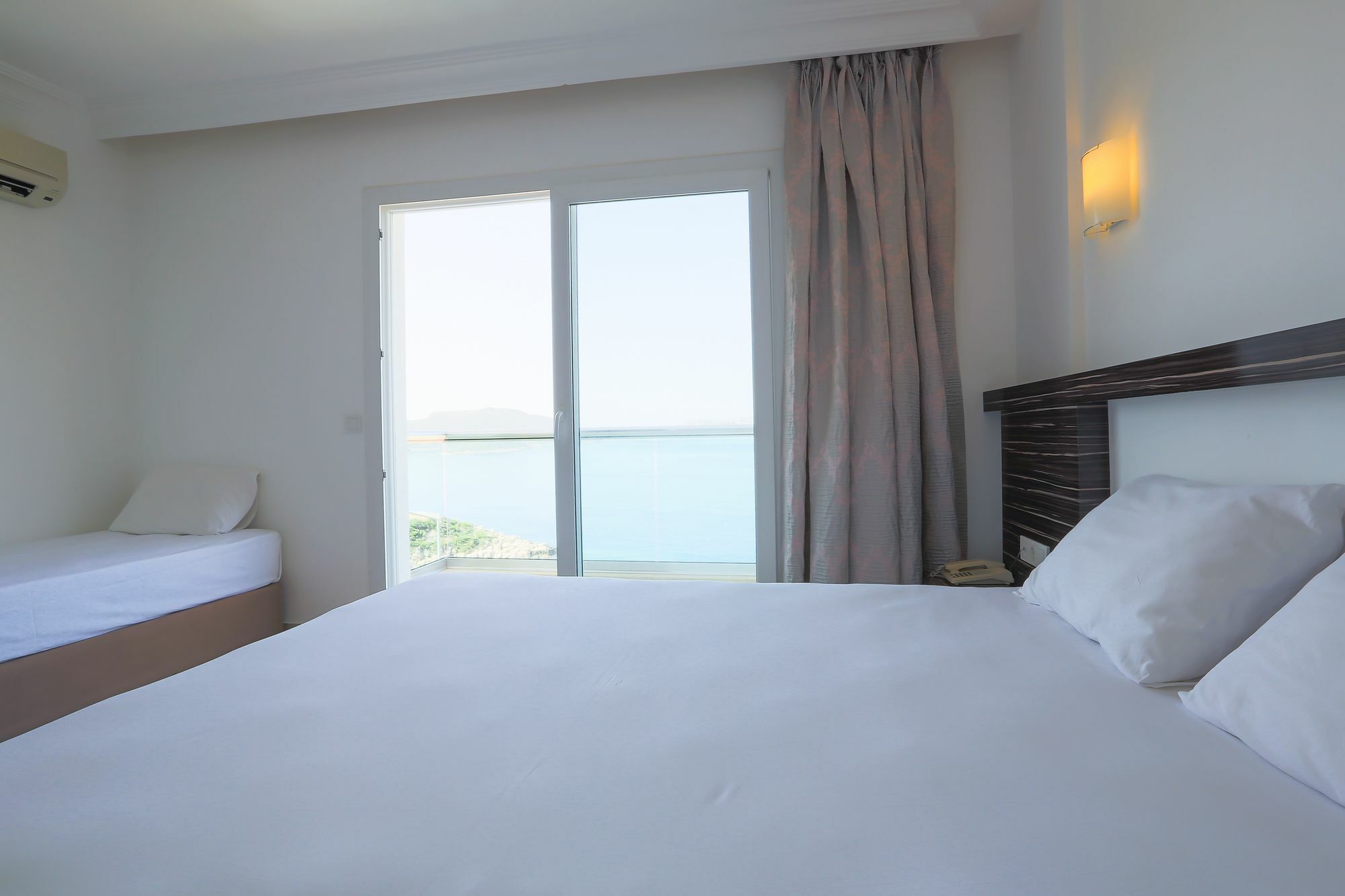 Belinda Hotel Каш Екстериор снимка
